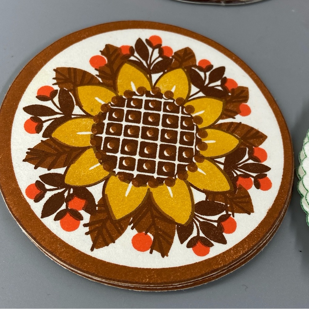 Vintage Paper Coasters MCM mushrooms, plaid, flower power! - Picture 6 of 12